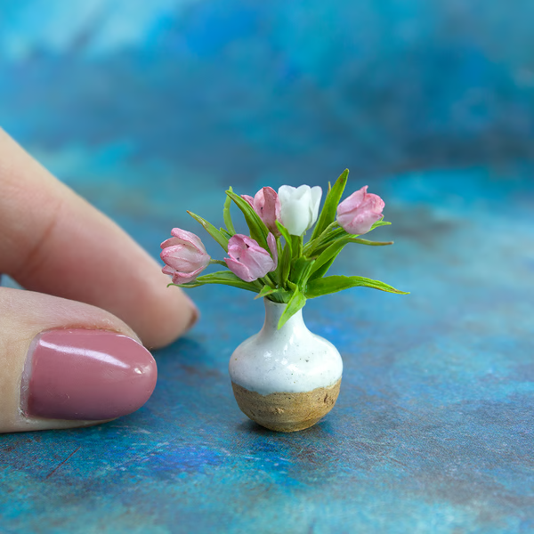Miniature tulips in a ceramic vase | Dollhouse miniatures | Miniature flowers
